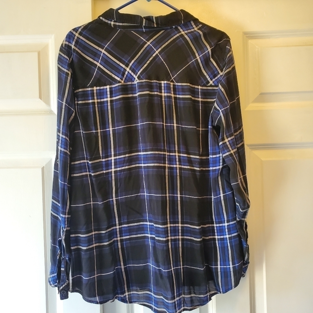 Torrid plaid shirt. - Picture 2 of 4
